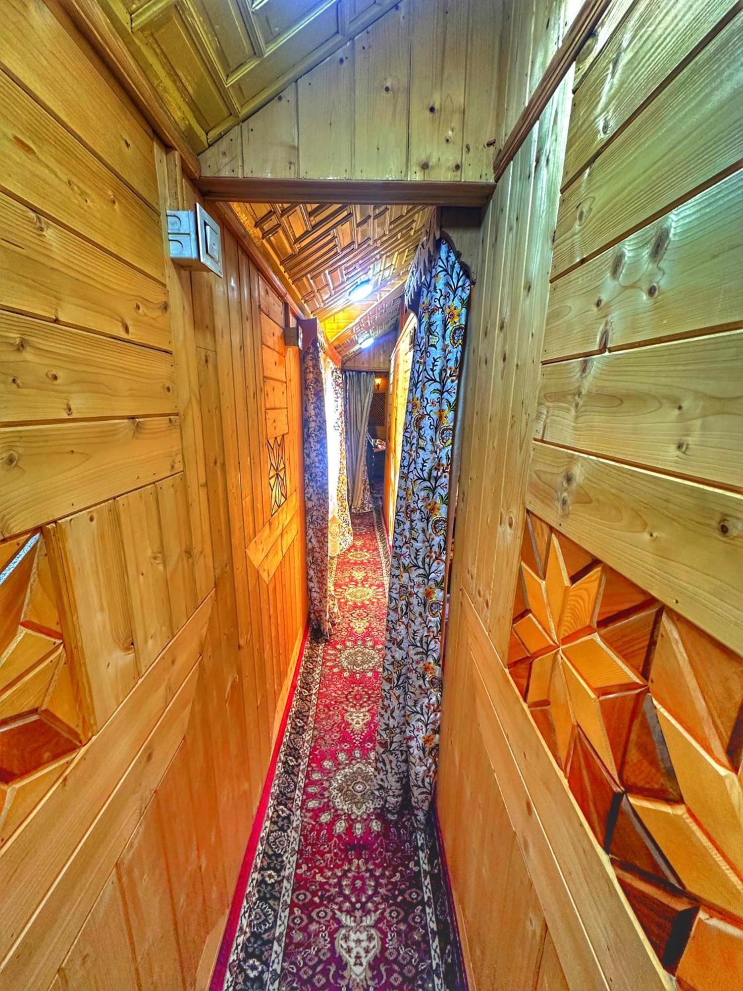 Lala Rukh Group Of Houseboats Hotel Srinagar  Luaran gambar